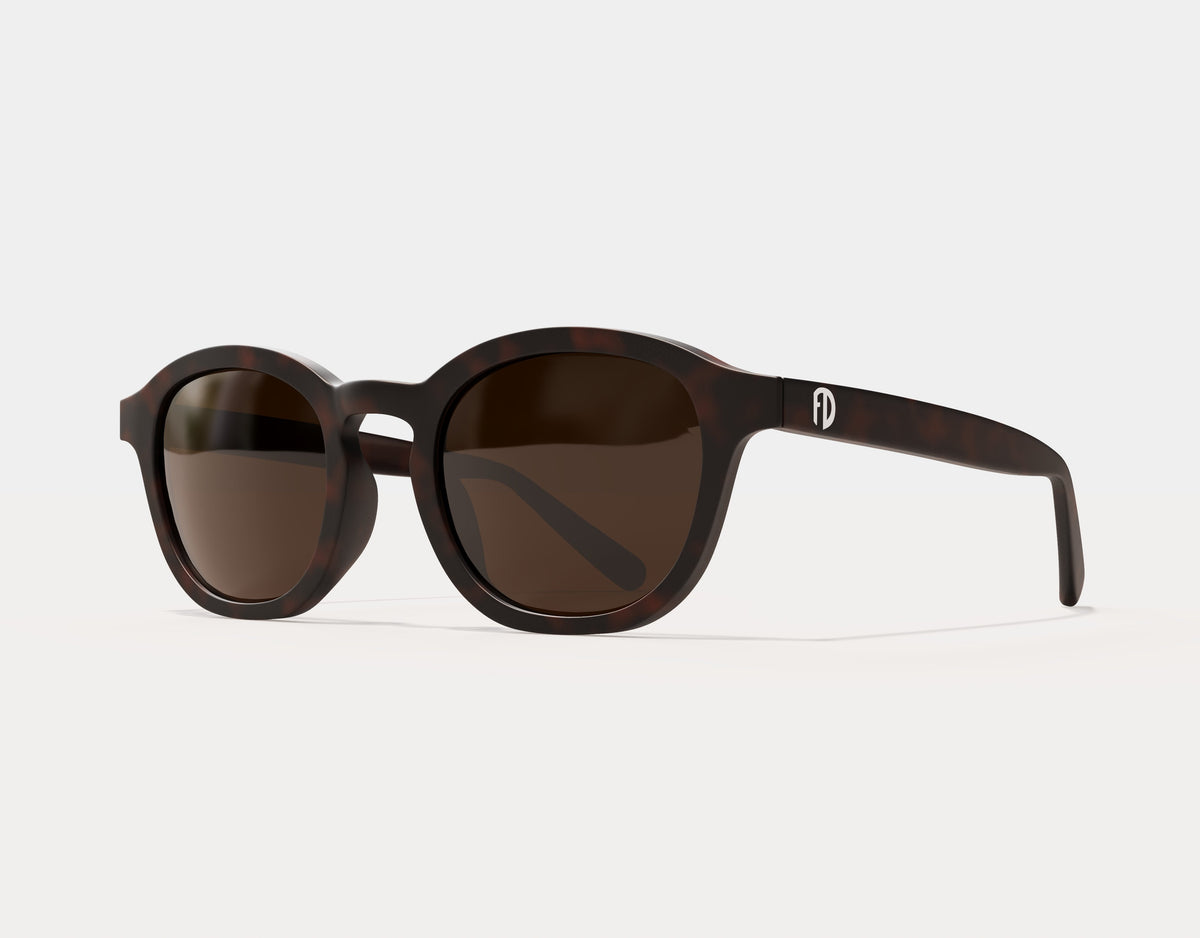 THE SCHOLAR FRAME - A bold, oversized round-lens design for standout style.