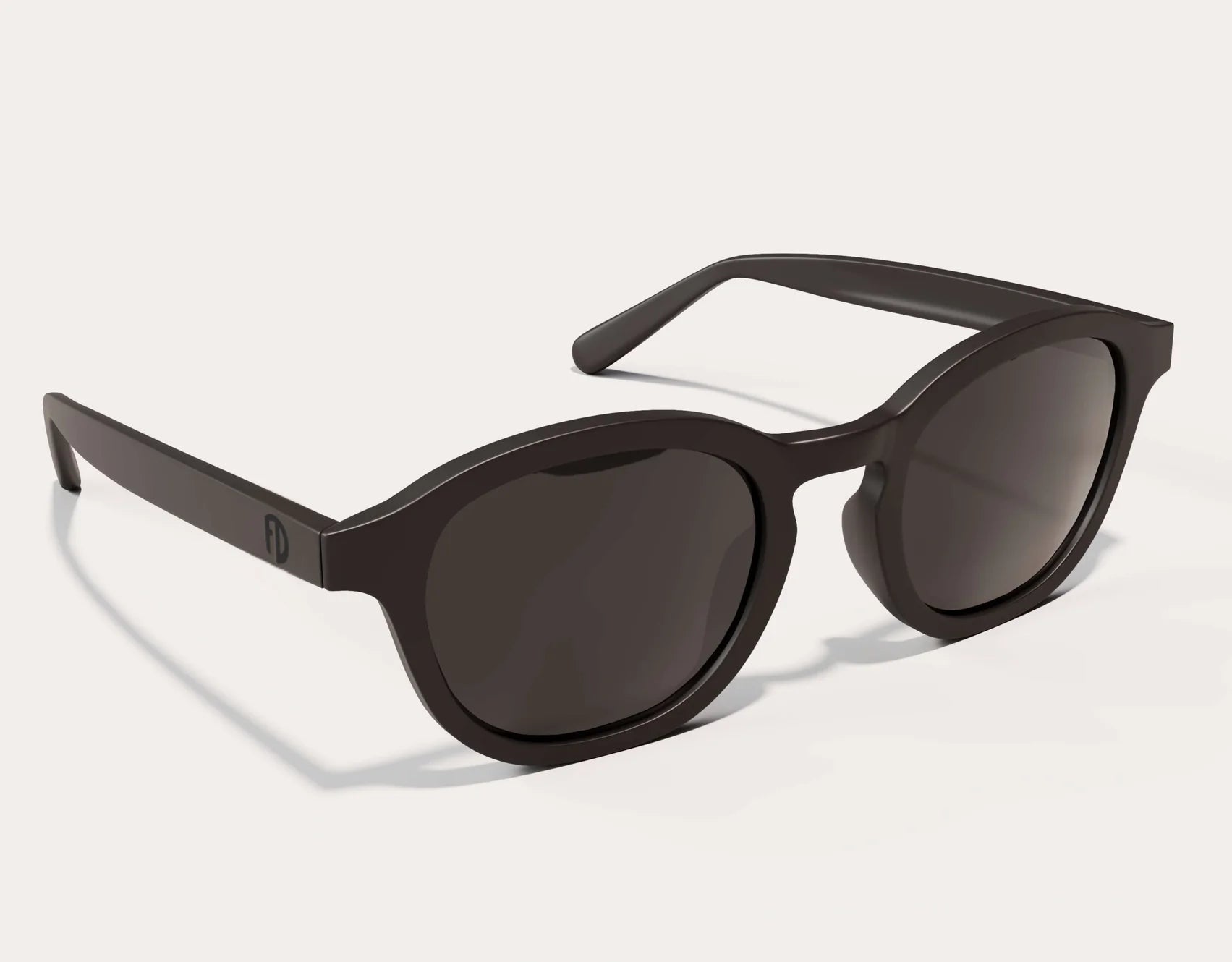 Side view of The Scholar 165mm XXL large frame sunglasses in Blackout with black polarised lenses and a cool black logo– extra wide fit for big heads and large faces.