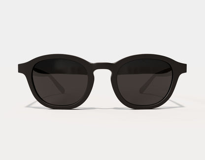Front view of The Scholar 165mm XXL large frame sunglasses in Blackout with black polarised lenses and a cool black logo– extra large fit for big heads and wide faces.
