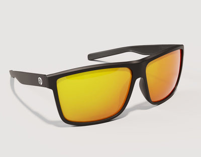 Side angle of Sport 165mm XXL polarised sunglasses in Black with solar yellow lenses – designed for active performance.